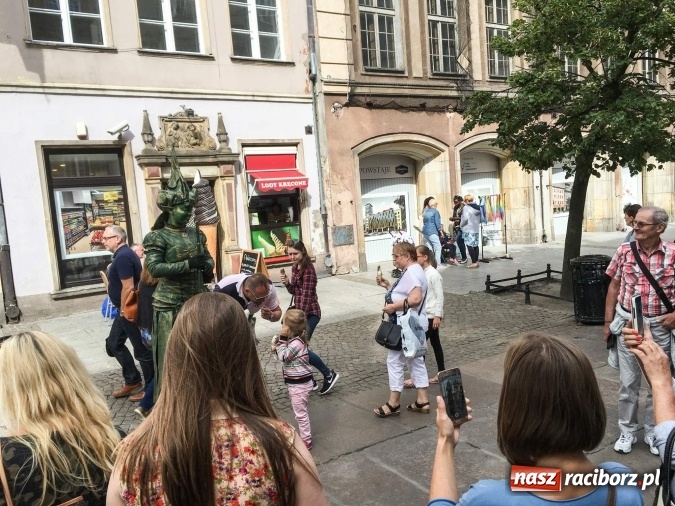 Zdjęcie w galerii na portalu naszraciborz.pl: Street Art Masters z Raciborza na Drodze Królewskiej w Gdańsku wiadomości z regionu