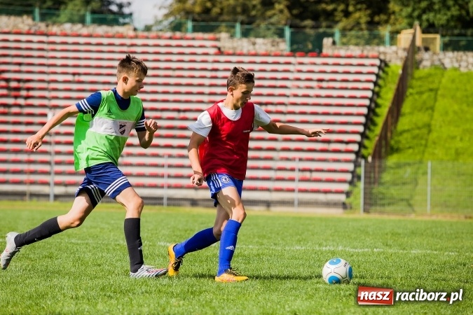 Zdjęcie w galerii na portalu naszraciborz.pl: Piłkarski turniej dzikich drużyn przy Zamkowej wiadomości z regionu