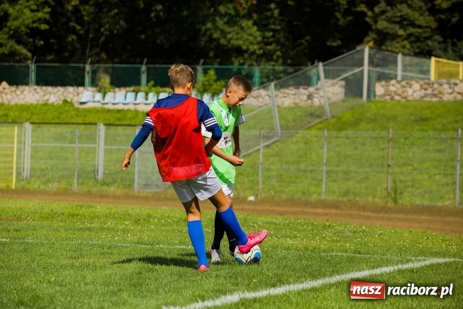 Zdjęcie w galerii na portalu naszraciborz.pl: Piłkarski turniej dzikich drużyn przy Zamkowej wiadomości z regionu