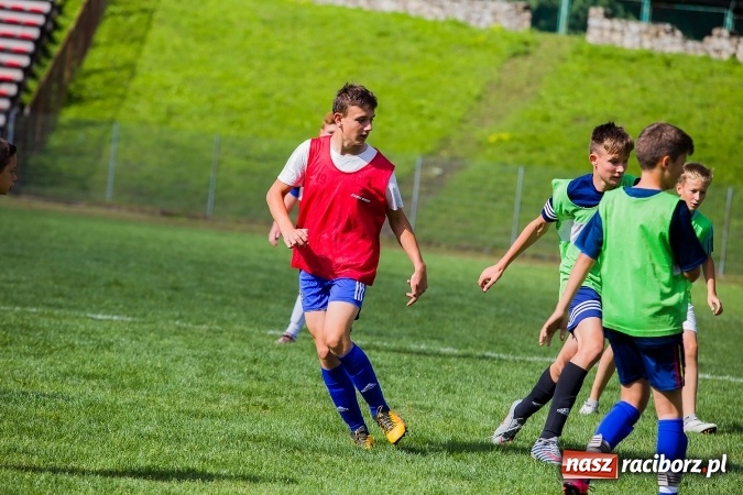 Zdjęcie w galerii na portalu naszraciborz.pl: Piłkarski turniej dzikich drużyn przy Zamkowej wiadomości z regionu