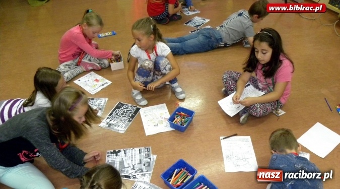 Zdjęcie w galerii na portalu naszraciborz.pl: Plik i Folder w bibliotece - kolejny piknik edukacyjny dla dzieci  wiadomości z regionu