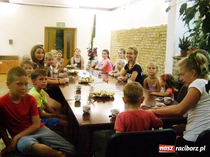 Zdjęcie w galerii na portalu naszraciborz.pl: W Borucinie kreatywnie spędzano czas na biwaku wiadomości z regionu