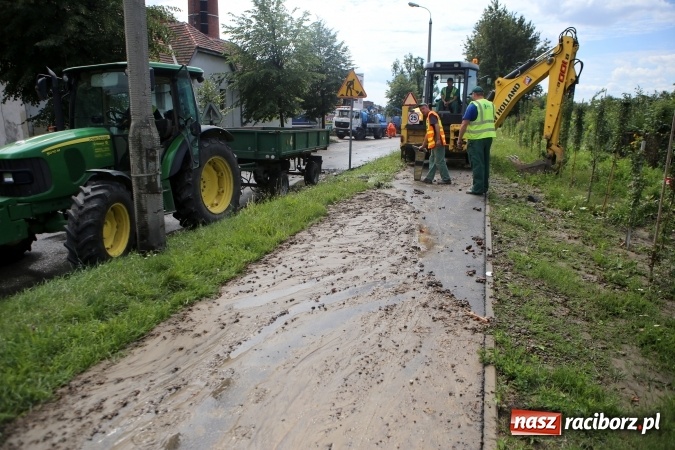 Zdjęcie w galerii na portalu naszraciborz.pl: Awaria na głównej magistrali przesyłowej Raciborza. Aktualny komunikat ZWiK wiadomości z regionu