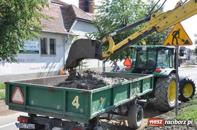 Zdjęcie w galerii na portalu naszraciborz.pl: Awaria na głównej magistrali przesyłowej Raciborza. Aktualny komunikat ZWiK wiadomości z regionu
