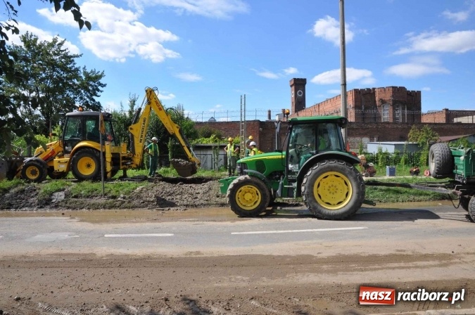 Zdjęcie w galerii na portalu naszraciborz.pl: Awaria na głównej magistrali przesyłowej Raciborza. Aktualny komunikat ZWiK wiadomości z regionu