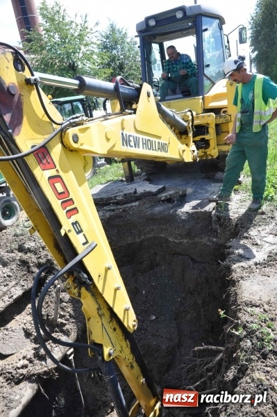 Zdjęcie w galerii na portalu naszraciborz.pl: Awaria na głównej magistrali przesyłowej Raciborza. Aktualny komunikat ZWiK wiadomości z regionu