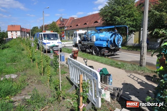 Zdjęcie w galerii na portalu naszraciborz.pl: Awaria na głównej magistrali przesyłowej Raciborza. Aktualny komunikat ZWiK wiadomości z regionu