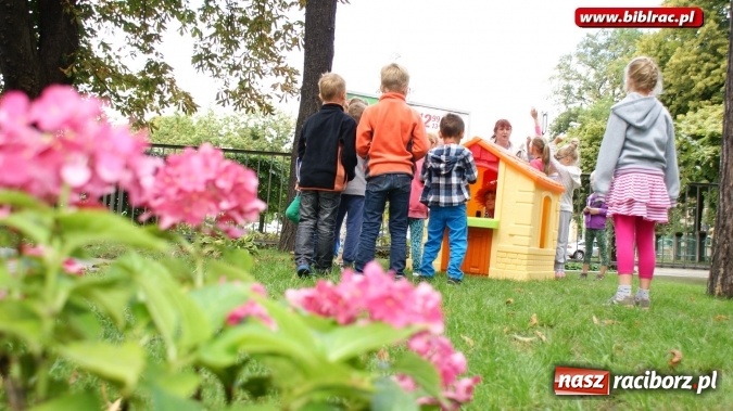 Zdjęcie w galerii na portalu naszraciborz.pl: Jaś, Małgosia i groźna czarownica w raciborskiej bibliotece! wiadomości z regionu