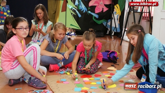 Zdjęcie w galerii na portalu naszraciborz.pl: Jaś, Małgosia i groźna czarownica w raciborskiej bibliotece! wiadomości z regionu