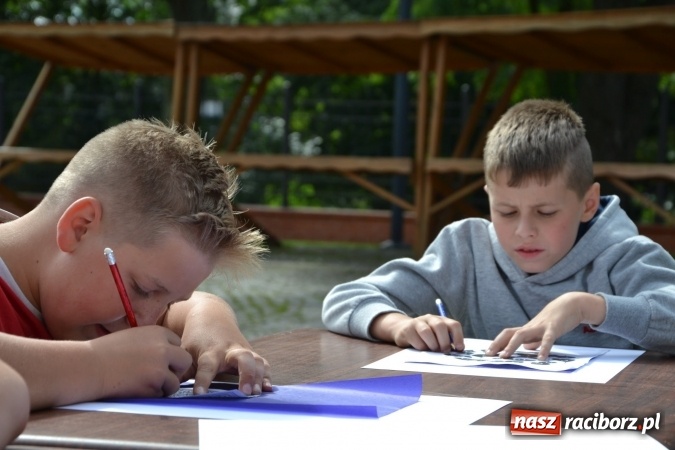 Zdjęcie w galerii na portalu naszraciborz.pl: Warsztatów historyczno-rekonstrukcyjnych ciąg dalszy, czyli Letnia Akcja Zamkowe Zuchy 2016  wiadomości z regionu