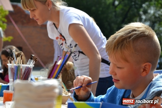 Zdjęcie w galerii na portalu naszraciborz.pl: Warsztatów historyczno-rekonstrukcyjnych ciąg dalszy, czyli Letnia Akcja Zamkowe Zuchy 2016  wiadomości z regionu