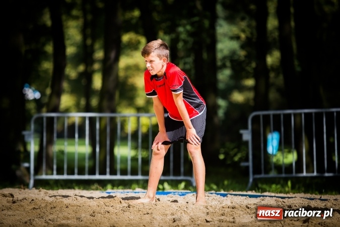 Zdjęcie w galerii na portalu naszraciborz.pl:  Mistrzostwa Raciborza w Siatkówce Plażowej Mężczyzn do 18 lat wiadomości z regionu