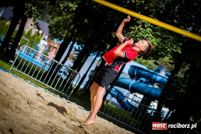 Zdjęcie w galerii na portalu naszraciborz.pl:  Mistrzostwa Raciborza w Siatkówce Plażowej Mężczyzn do 18 lat wiadomości z regionu