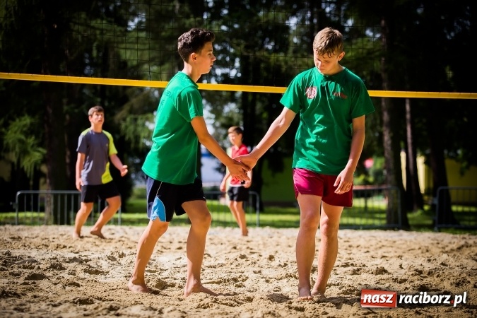 Zdjęcie w galerii na portalu naszraciborz.pl:  Mistrzostwa Raciborza w Siatkówce Plażowej Mężczyzn do 18 lat wiadomości z regionu