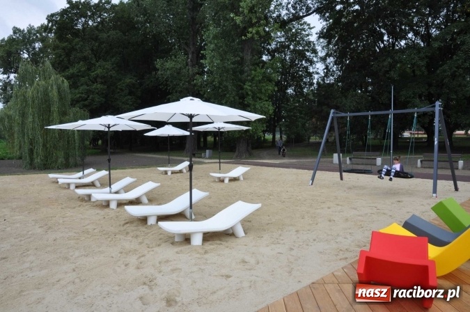 Zdjęcie w galerii na portalu naszraciborz.pl: Miejska plaża czeka już na pierwszych gości FOTO wiadomości z regionu