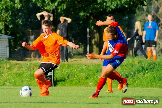 Zdjęcie w galerii na portalu naszraciborz.pl: Nie taka Odra straszna, jak ją malują. Rafako bezbramkowo zremisowało w pierwszym meczu sezonu 2016/2017 wiadomości z regionu