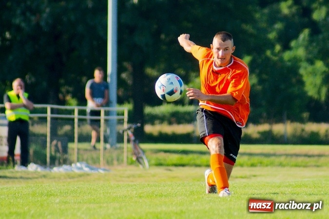 Zdjęcie w galerii na portalu naszraciborz.pl: Nie taka Odra straszna, jak ją malują. Rafako bezbramkowo zremisowało w pierwszym meczu sezonu 2016/2017 wiadomości z regionu