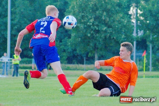 Zdjęcie w galerii na portalu naszraciborz.pl: Nie taka Odra straszna, jak ją malują. Rafako bezbramkowo zremisowało w pierwszym meczu sezonu 2016/2017 wiadomości z regionu