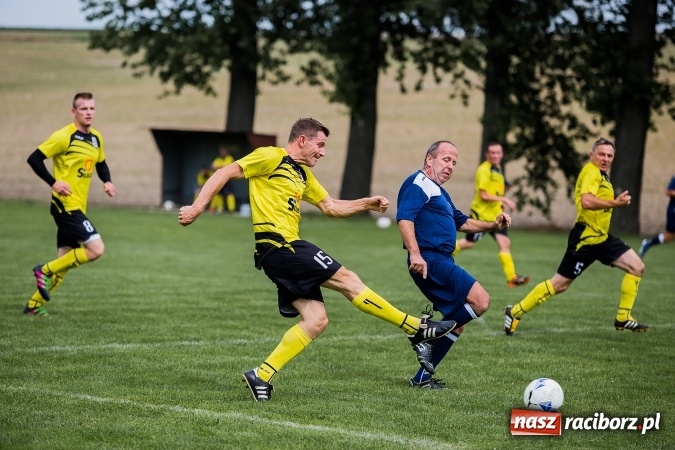 Zdjęcie w galerii na portalu naszraciborz.pl: Turniej piłkarski oldbojów w ramach obchodów 90-lecia KS Pietraszyn wiadomości z regionu