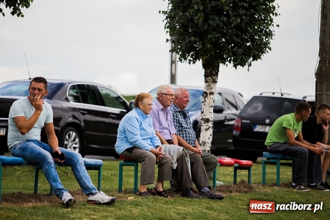 Zdjęcie w galerii na portalu naszraciborz.pl: Turniej piłkarski oldbojów w ramach obchodów 90-lecia KS Pietraszyn wiadomości z regionu