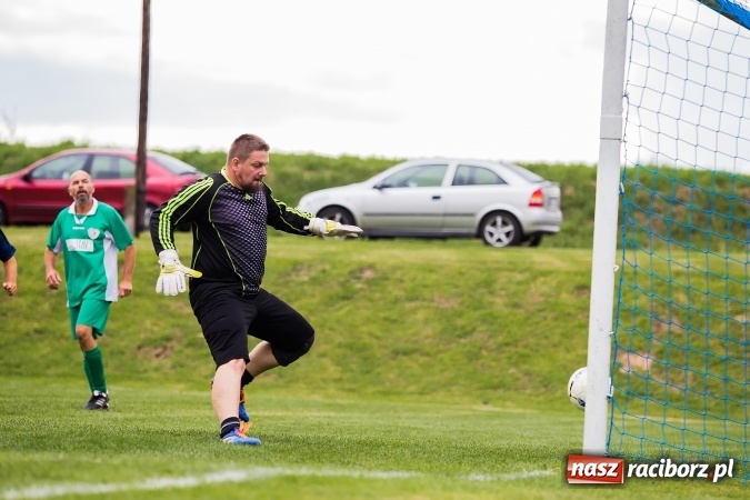 Zdjęcie w galerii na portalu naszraciborz.pl: Turniej piłkarski oldbojów w ramach obchodów 90-lecia KS Pietraszyn wiadomości z regionu