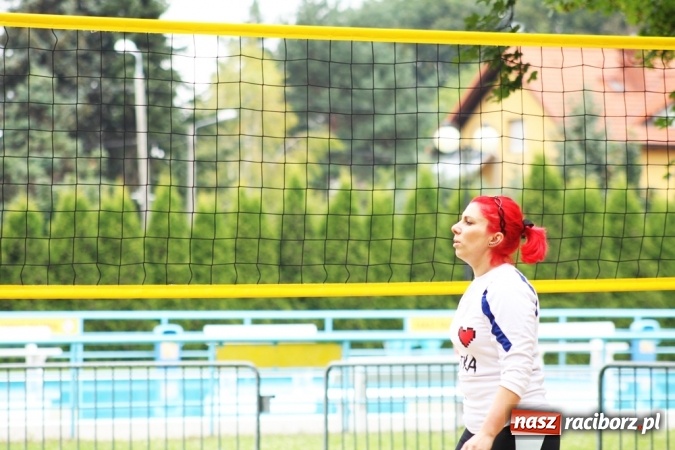 Zdjęcie w galerii na portalu naszraciborz.pl: Mistrzostwa Raciborza w plażówce kobiet  wiadomości z regionu