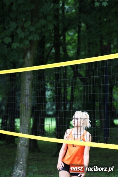 Zdjęcie w galerii na portalu naszraciborz.pl: Mistrzostwa Raciborza w plażówce kobiet  wiadomości z regionu