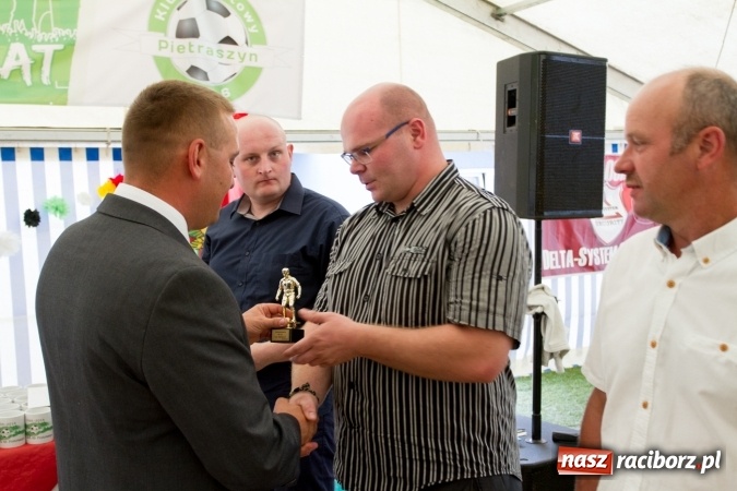 Zdjęcie w galerii na portalu naszraciborz.pl: 90-lecie KS Pietraszyn. Uroczysta akademia i wręczenie odznaczeń wiadomości z regionu