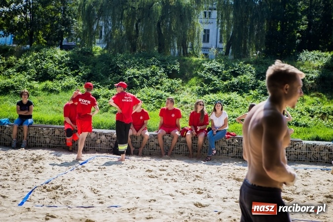 Zdjęcie w galerii na portalu naszraciborz.pl: Dzień pełen atrakcji na miejskiej plaży. Dopisała frekwencja. FOTOREPORTAŻ wiadomości z regionu