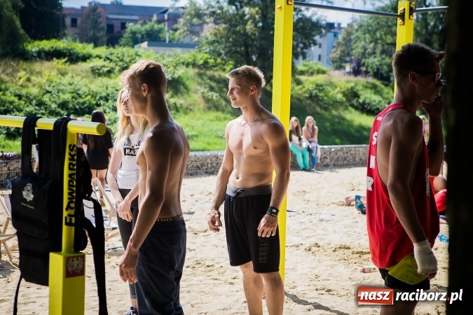 Zdjęcie w galerii na portalu naszraciborz.pl: Dzień pełen atrakcji na miejskiej plaży. Dopisała frekwencja. FOTOREPORTAŻ wiadomości z regionu