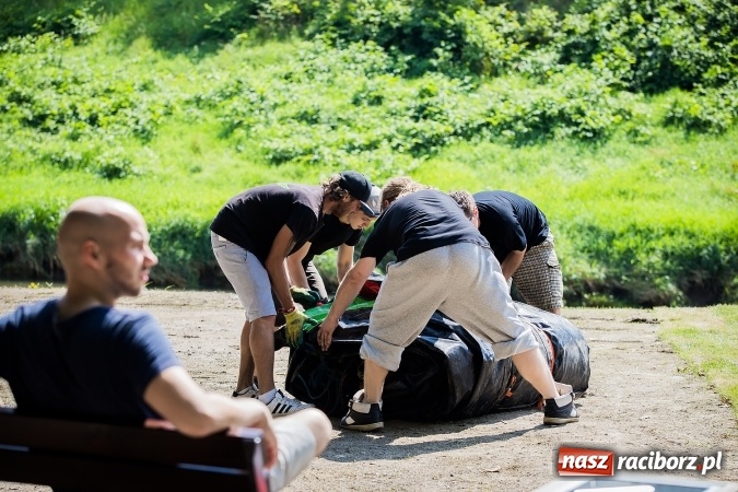 Zdjęcie w galerii na portalu naszraciborz.pl: Dzień pełen atrakcji na miejskiej plaży. Dopisała frekwencja. FOTOREPORTAŻ wiadomości z regionu