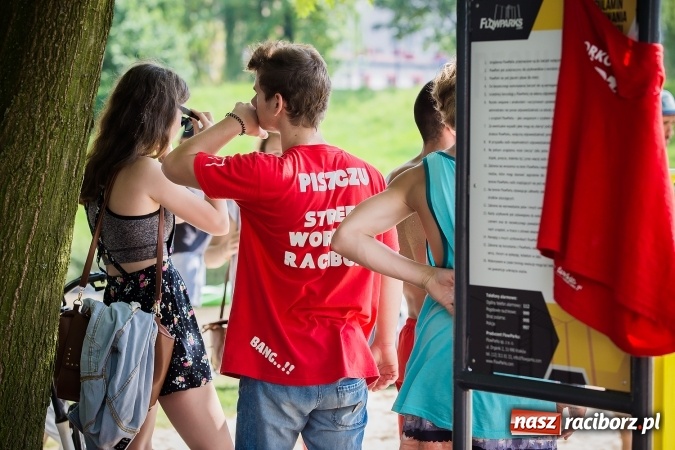 Zdjęcie w galerii na portalu naszraciborz.pl: Dzień pełen atrakcji na miejskiej plaży. Dopisała frekwencja. FOTOREPORTAŻ wiadomości z regionu
