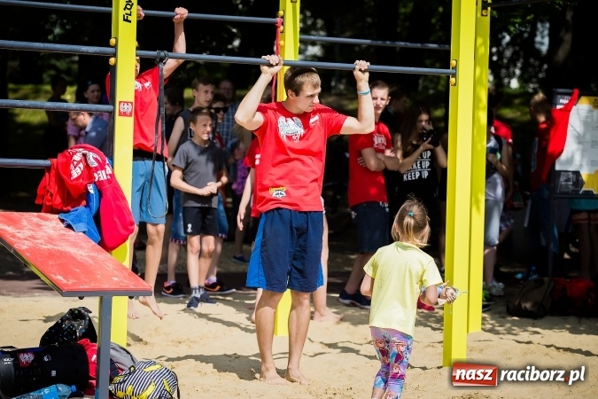 Zdjęcie w galerii na portalu naszraciborz.pl: Dzień pełen atrakcji na miejskiej plaży. Dopisała frekwencja. FOTOREPORTAŻ wiadomości z regionu