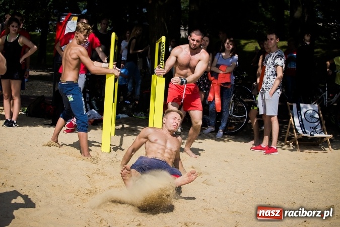 Zdjęcie w galerii na portalu naszraciborz.pl: Dzień pełen atrakcji na miejskiej plaży. Dopisała frekwencja. FOTOREPORTAŻ wiadomości z regionu