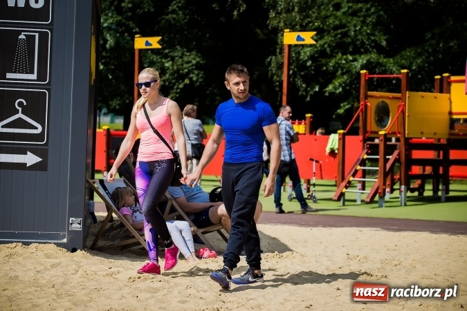 Zdjęcie w galerii na portalu naszraciborz.pl: Dzień pełen atrakcji na miejskiej plaży. Dopisała frekwencja. FOTOREPORTAŻ wiadomości z regionu