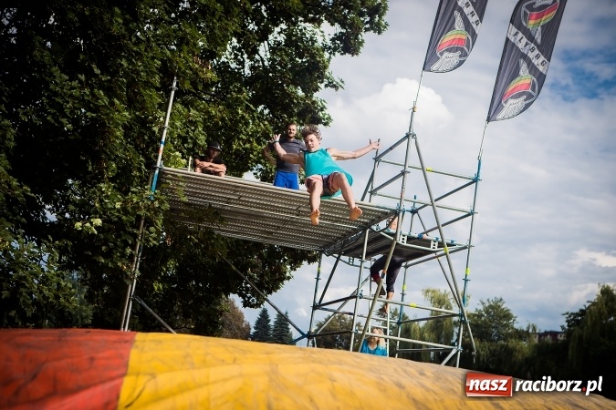 Zdjęcie w galerii na portalu naszraciborz.pl: Dzień pełen atrakcji na miejskiej plaży. Dopisała frekwencja. FOTOREPORTAŻ wiadomości z regionu