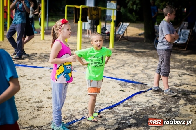Zdjęcie w galerii na portalu naszraciborz.pl: Dzień pełen atrakcji na miejskiej plaży. Dopisała frekwencja. FOTOREPORTAŻ wiadomości z regionu