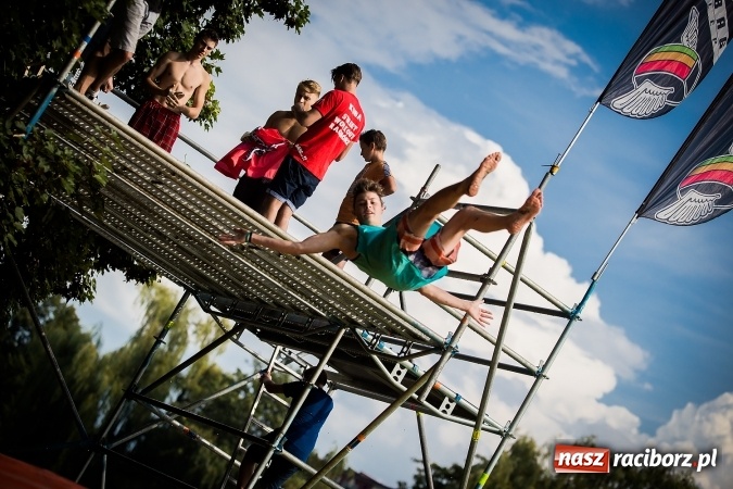 Zdjęcie w galerii na portalu naszraciborz.pl: Dzień pełen atrakcji na miejskiej plaży. Dopisała frekwencja. FOTOREPORTAŻ wiadomości z regionu