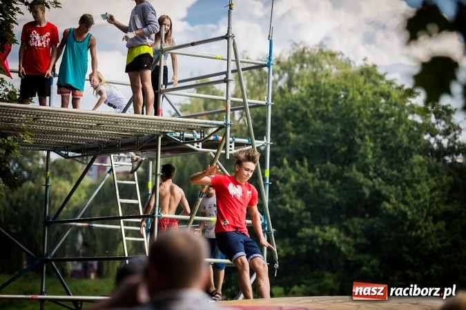 Zdjęcie w galerii na portalu naszraciborz.pl: Dzień pełen atrakcji na miejskiej plaży. Dopisała frekwencja. FOTOREPORTAŻ wiadomości z regionu