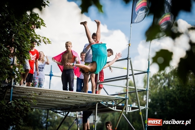 Zdjęcie w galerii na portalu naszraciborz.pl: Dzień pełen atrakcji na miejskiej plaży. Dopisała frekwencja. FOTOREPORTAŻ wiadomości z regionu