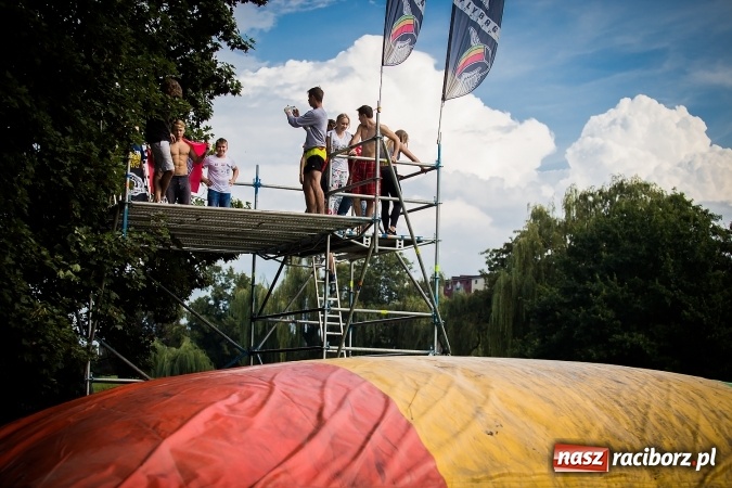 Zdjęcie w galerii na portalu naszraciborz.pl: Dzień pełen atrakcji na miejskiej plaży. Dopisała frekwencja. FOTOREPORTAŻ wiadomości z regionu