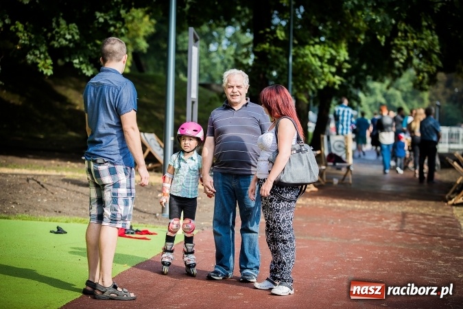 Zdjęcie w galerii na portalu naszraciborz.pl: Dzień pełen atrakcji na miejskiej plaży. Dopisała frekwencja. FOTOREPORTAŻ wiadomości z regionu