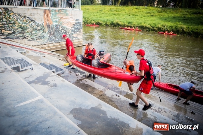 Zdjęcie w galerii na portalu naszraciborz.pl: Dzień pełen atrakcji na miejskiej plaży. Dopisała frekwencja. FOTOREPORTAŻ wiadomości z regionu