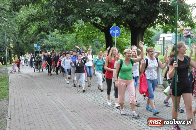 Zdjęcie w galerii na portalu naszraciborz.pl: Pielgrzymi z Kietrza już na Ostrogu. Jutro z raciborskim strumieniem pójdą na Jasną Górę  wiadomości z regionu