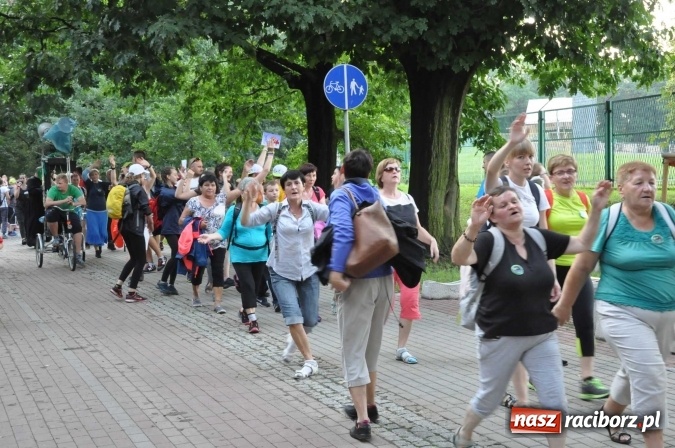 Zdjęcie w galerii na portalu naszraciborz.pl: Pielgrzymi z Kietrza już na Ostrogu. Jutro z raciborskim strumieniem pójdą na Jasną Górę  wiadomości z regionu