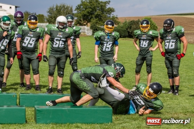 Zdjęcie w galerii na portalu naszraciborz.pl: RAPTORSI w dobrej formie przed turniejem PLFA 8. Dziś dali pokaz w Pietraszynie wiadomości z regionu