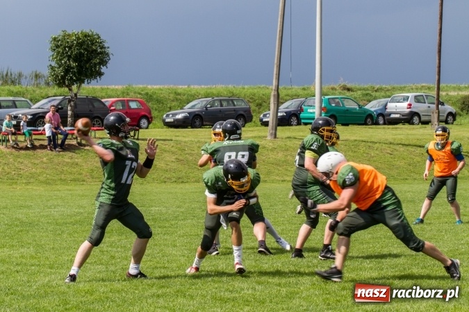 Zdjęcie w galerii na portalu naszraciborz.pl: RAPTORSI w dobrej formie przed turniejem PLFA 8. Dziś dali pokaz w Pietraszynie wiadomości z regionu