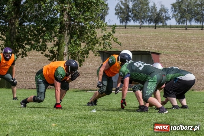 Zdjęcie w galerii na portalu naszraciborz.pl: RAPTORSI w dobrej formie przed turniejem PLFA 8. Dziś dali pokaz w Pietraszynie wiadomości z regionu