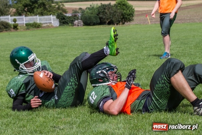 Zdjęcie w galerii na portalu naszraciborz.pl: RAPTORSI w dobrej formie przed turniejem PLFA 8. Dziś dali pokaz w Pietraszynie wiadomości z regionu
