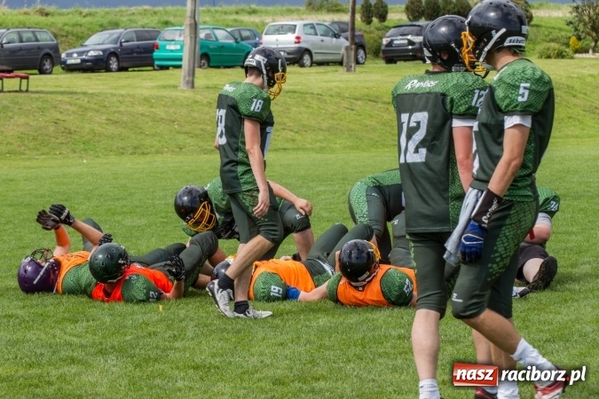 Zdjęcie w galerii na portalu naszraciborz.pl: RAPTORSI w dobrej formie przed turniejem PLFA 8. Dziś dali pokaz w Pietraszynie wiadomości z regionu